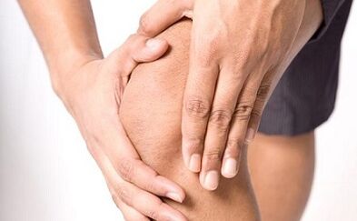 Symptoms of Artopa of knee joint